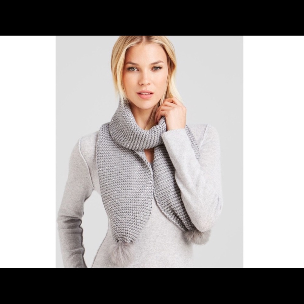 UGG scarf